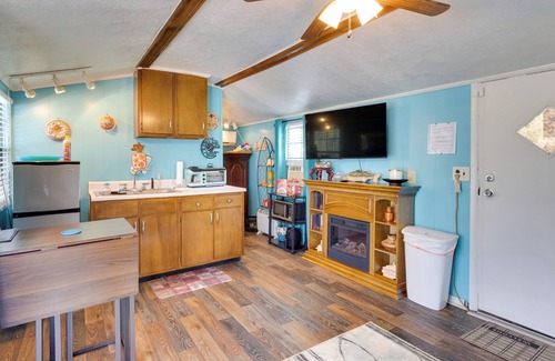 Glenwood Cottage | 'Aunt Lucille's Place' - Cozy Cottage in Glenwood!