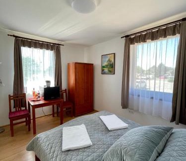 Jaszapati House | Auróra Rendezvényterem & Szállás