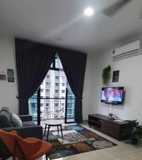 Bandar Penawar Apartment | AuraMuslim Homestay Desaru Bandar Penawar Pool View with WIFI