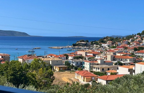 Foinikounta Apartment | Aurelia Home offers you comfort and charm close to the beach