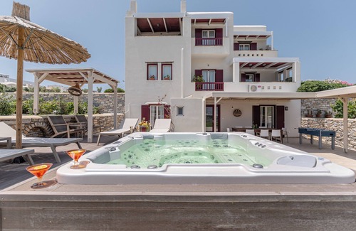 Agios Prokopios Villa | Aurora 8 bedroom Villa with private pool & Jacuzzi - Naxos