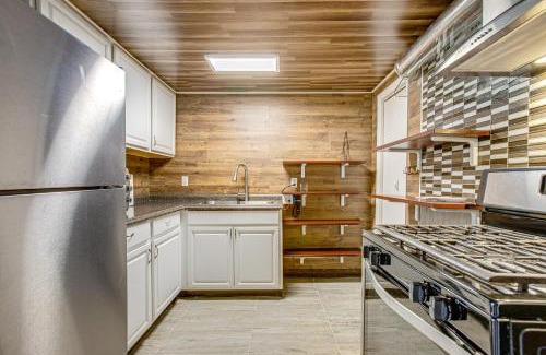 Delmar Parkway House | Aurora Abode 7 Mi to Dtwn Denver!