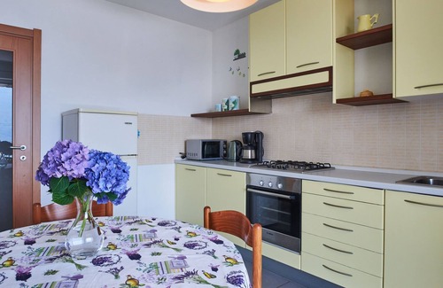 Vercana Apartment | Aurora (DMA330) by Interhome