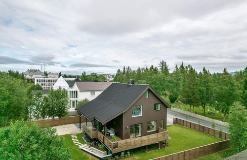 Tromso Villa | Aurora Polaris Villa - In the heart of Tromsø