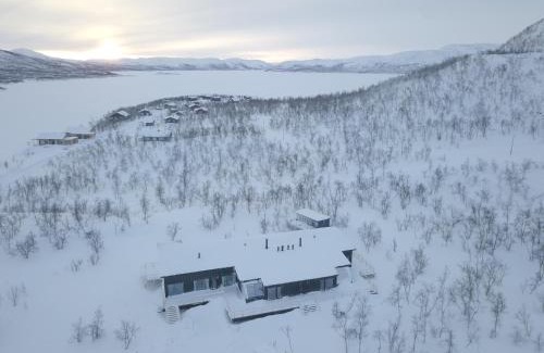 Kilpisjarvi Apartment | Aurora View Lapland, Sky View Bedroom & Jacuzzi
