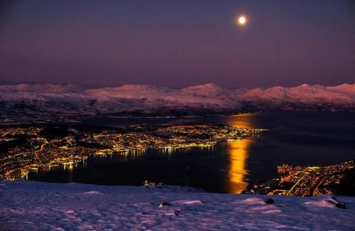 Tromso Apartment | Aurora View Retreat Beautiful Berg