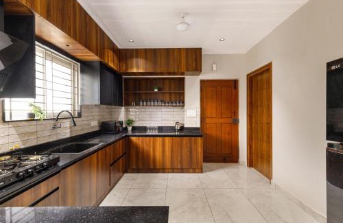 Agara Apartment | Aurum Heights2BHKNr Manipal HospitalRed Olive