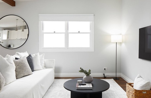 The Junction House | Austin Cottage - 1 bed option - Pet Friendly!