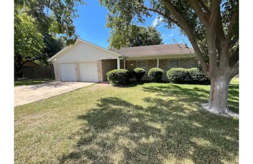 Manchaca House | Austin dog friendly sleeps 6