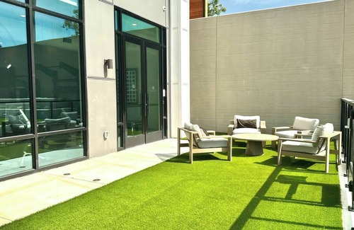 McNeil Apartment | Austin Getaway 1BR | Free Pool, Game Room & More