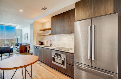 Rainey Street Historic District Condo | Austin hideaway in the heart of the city with rooftop pool, terrace, and gym