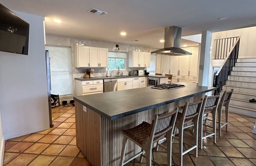 West Lake Hills House | Austin Paradise in the hills just 4 miles from downtown and 2 miles to Zilker.