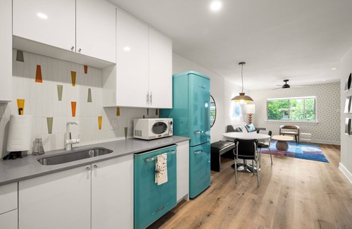 Travis Heights Condo | Austin Retro-themed 2-bedroom 2-bath condo near South Congress and Downtown