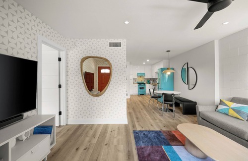 Travis Heights Condo | Austin Retro-themed 2-bedroom 2-bath condo near South Congress and Downtown