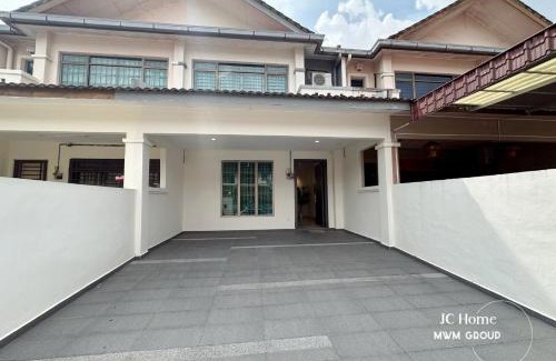 Taman Mount Austin House | Austin Small gathering house 5min to IKEA JB