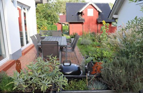 Plau am See House | Auszeit am See - 100m zum See - mit Terrasse