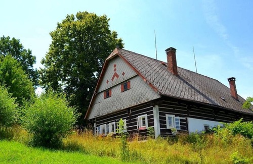 Kostalov Cabin | Autentická horská chalupa ze 17. století s vnitřním dvorem - Kundratice
