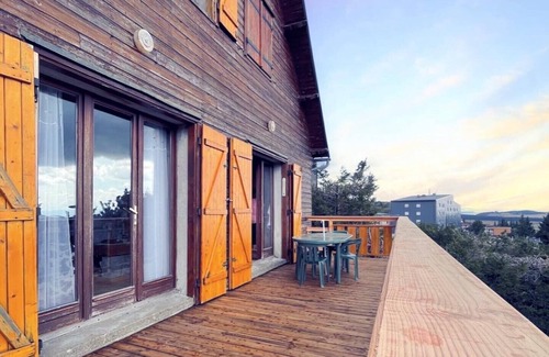 Besse-et-Saint-Anastaise Ski Chalet | Authentique Chalet Super-besse Avec vue sur le lac et les Pistes