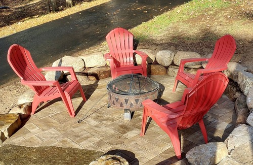 Saranac Lake Cabin | Authentic ADK cabin minutes to Rail Trail, mountains, Lake Placid!