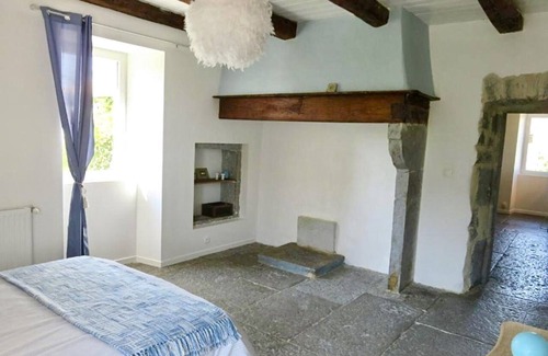 Labeaume Cottage | Authentic and modern pool, South Ardeche, 2kms from the river