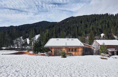 Feutersoey Ski Chalet | Authentic, comfortable chalet near Gstaad with breathtaking views