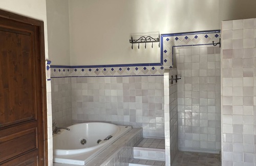 Moules Other | Authentic farmhouse between the Alpilles and the Camargue - Domaine des Princes