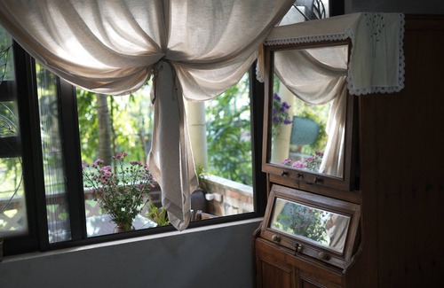 Huong Thuy House | Authentic Huế Garden Homestay: Immerse in Vietnamese Culture with Family Hosts