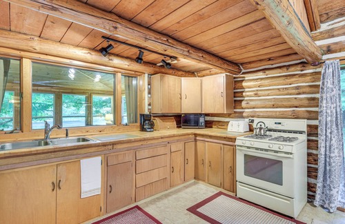 Glidden Cabin | Authentic Log Cabin w/Private Pond in Glidden