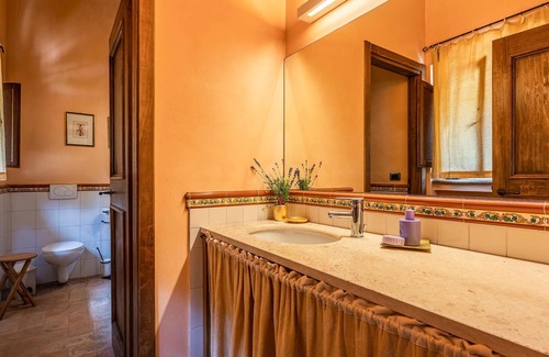 Camerino House | Authentic residence in the middle of nature with pool.