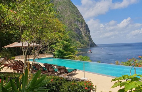 Soufriere Villa | Authentic St. Lucian Experience at Prestigious Villa - Colibri Cottage