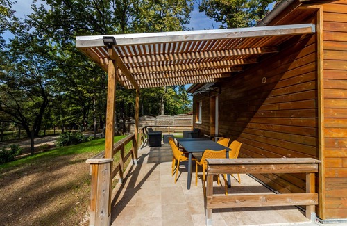 Thenon House | Authentic Stay in Dordogne – Comfortable Cottage with Heated Pool