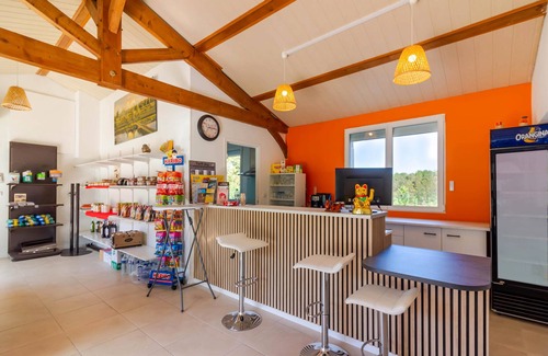 Thenon House | Authentic Stay in Dordogne – Comfortable Gîte with Heated Pool