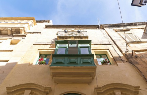 Birgu House | Authentic Terraced Home - Central Location With Views