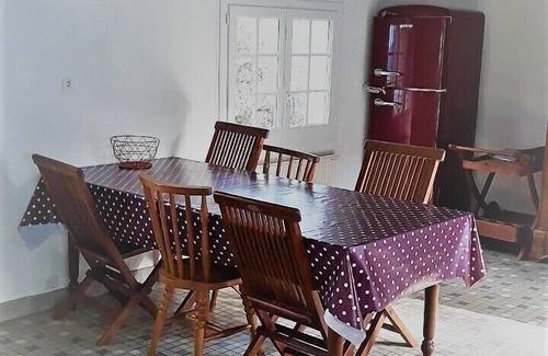 Noirmoutier Island Villa | Authentic Villa Vendeen refined, 150 m from the beach-in the island of Noirmoutier