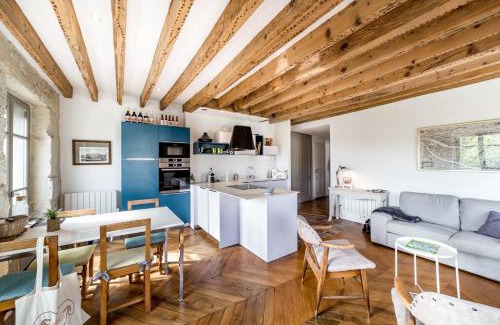 Old Lyon Apartment | Authentic with an exceptional view AIL