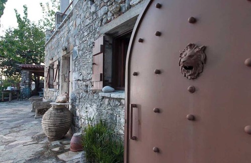 West Mani House | Authenticity of Living in Mani for nature lovers