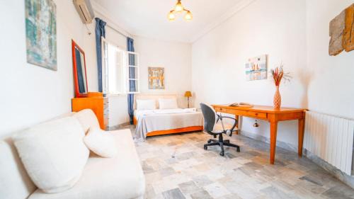 La Marsa Villa | Authentique Villa Tunisoise avec Piscine à Marsa
