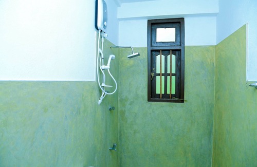 Tangalle House | Autum Moon