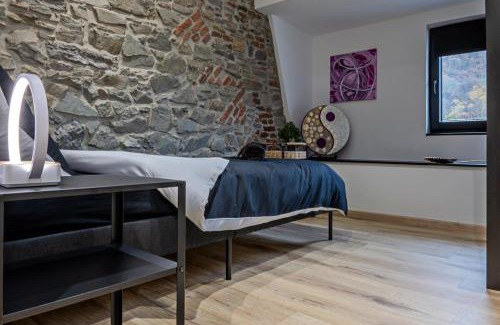 Trooz House | Aux Caprices de Leah