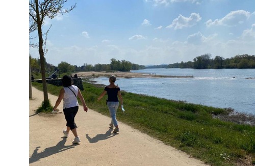 Pouilly-sur-Loire Apartment | Aux Nids d'Swallows, L'Escale Apartment for 6 people in Pouilly sur Loire