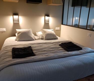 Pont-a-Mousson Apartment | Aux pieds de la colline de Mousson