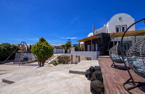 Santorini House | AV Sea View Villa with Private Pool - Breakfast included, Concierge, Daily Maid