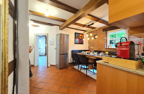 Kandel House | AVAHOME: HOUSE for 16 PEOPLE in the middle of CANDEL, WLAN, NETFLIX, KITCHEN, PARKING SPACES