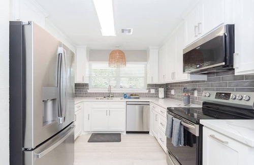 Clear Lake Shores House | Available for Labor Day! with Game Room, Huge Backyard & Walk to the Boardwalk!