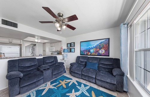 Port Isabel Cottage | Available for Spring! Lazy Days Sea Cottage #1015