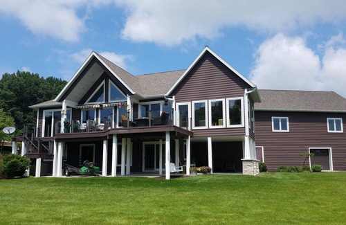Waupun House | Available Gorgeous Home-where hectic life ends!