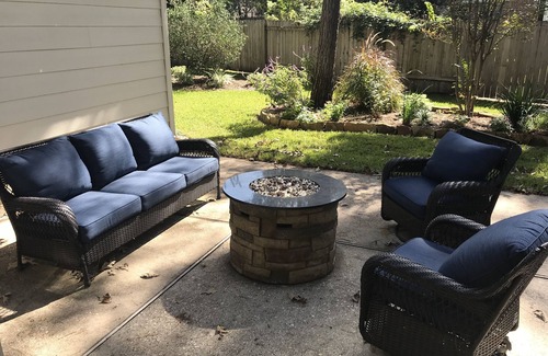 Alden Bridge House | Available now! Quiet cul-de-sac in The Woodlands, Huge fenced backyard