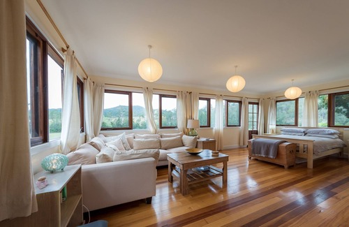 Toms Creek Cottage | Avalon River Retreat - 400 acres of riverside peace and serenity