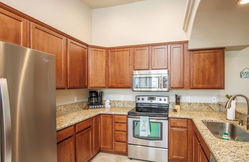 Lake Havasu City House | Avalon Oasis with Pool/Spa, 4 Bedrooms, Private Casita, Close to Lake!