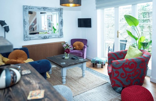Glastonbury Cottage | Avalon Sunrise our enchanting cottage in the heart of Glastonbury